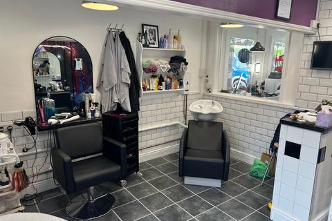 Retail property (high street) for sale, 68-68a High St Glastonbury BA6 9DZ