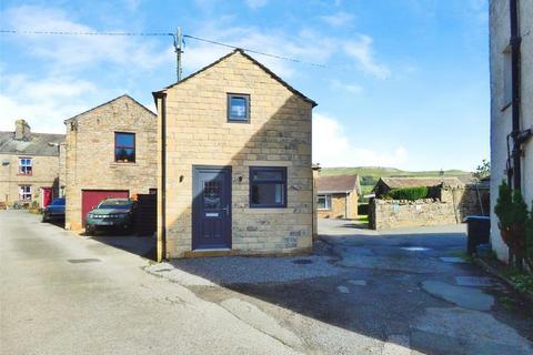 Office to rent, Market Pl Hawes DL8 3RD