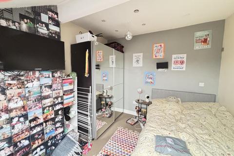 4 bedroom house to rent, Stanmore Road, Leeds LS4