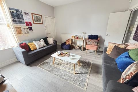 5 bedroom house to rent, Richmond Mount, Leeds LS6