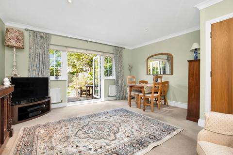 4 bedroom detached house for sale, Sycamore Road, Bordon GU35