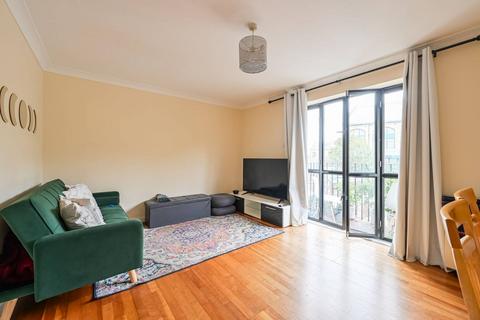 2 bedroom flat for sale, Brunel House, Canary Wharf, London, E14