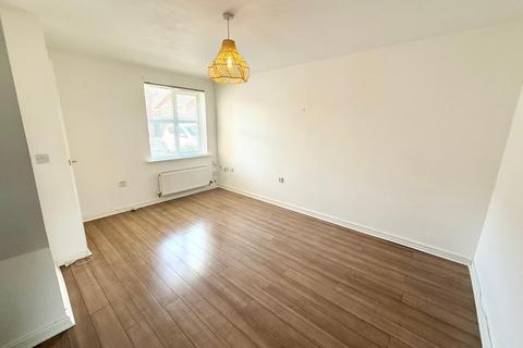 2 bedroom terraced house to rent, Martin Crescent, Ruddington, Nottingham NG11 6AG