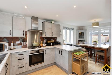 undefined, Halfpenny Close, Gloucester, Gloucestershire, GL2