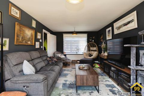 undefined, Halfpenny Close, Gloucester, Gloucestershire, GL2