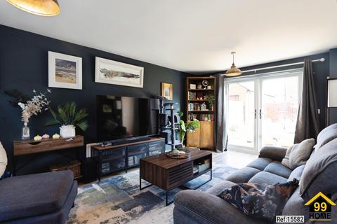 undefined, Halfpenny Close, Gloucester, Gloucestershire, GL2