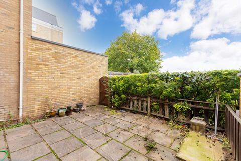 2 bedroom flat for sale, Cookham Road, Maidenhead SL6