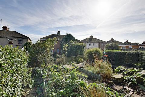 undefined, Buxton Drive, Bexhill
