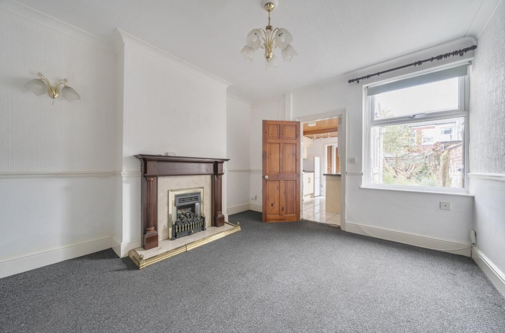 1361485-6-68dbb043b87e0