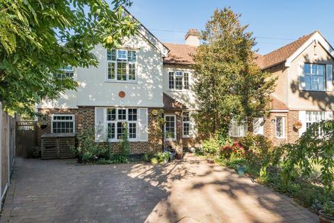 4 bedroom semi-detached house for sale, The Glade, West Wickham, Kent, BR4