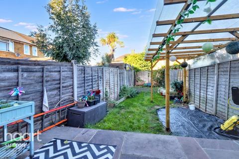 undefined, Shrewsbury Road, Carshalton