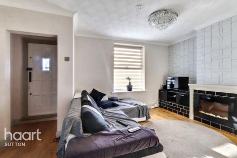 Shrewsbury Road, Carshalton