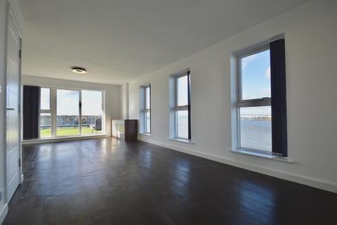 2 bedroom apartment to rent, Carmichael Avenue, Greenhithe DA9