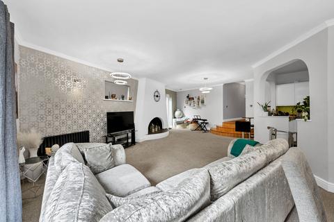 2 bedroom flat for sale, Oakfield Lane, Barclay Court Oakfield Lane, DA1