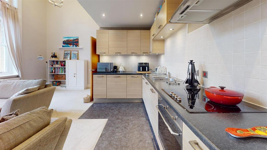 24-Buckden-Crt-Kitchen.jpg