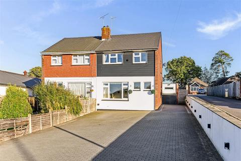 undefined, London Road, Cowplain