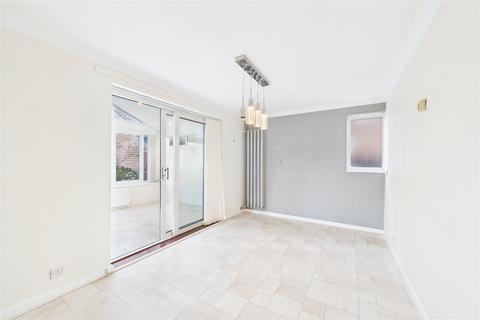undefined, Emerald Close, Wokingham, Berkshire, RG41
