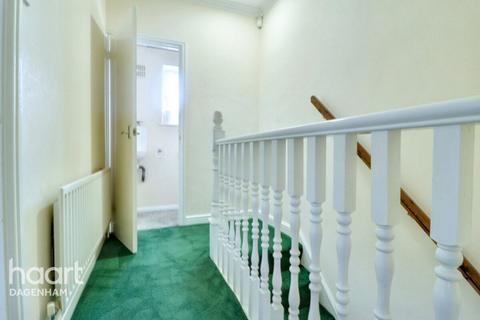 42 Nutbrowne Road, Dagenham, RM9 6BQ