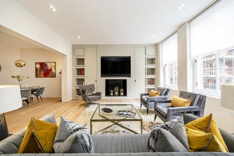 2 bedroom flat to rent, South Audley Street, London W1K