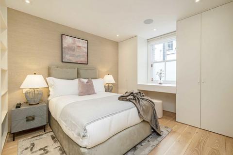 2 bedroom flat to rent, South Audley Street, London W1K