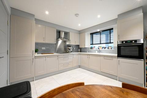 2 bedroom flat for sale, 148 Wimborne Road West, Wimborne, BH21