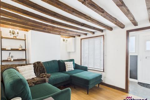 1 bedroom terraced house for sale, South Road, Hailsham, BN27