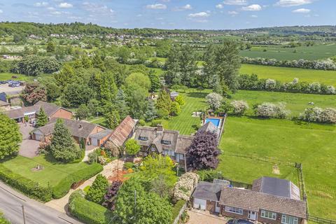 undefined, The Old House, Totternhoe Road, Eaton Bray