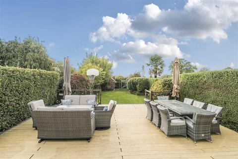 4 bedroom semi-detached house for sale, Wells Road, Whitchurch