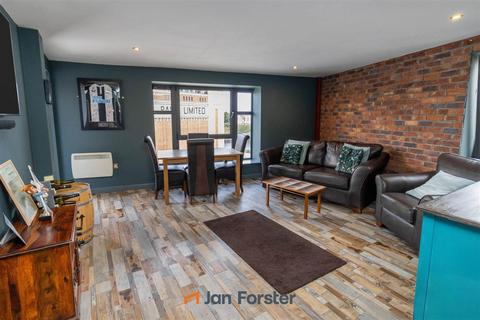 undefined, Baltic Quay, Mill Road, Gateshead