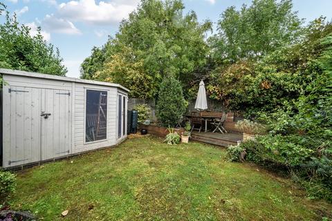 2 bedroom flat for sale, Deronda Road, London, SE24