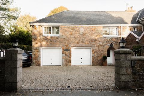 5 bedroom detached house for sale, Rue de la Croiserie, Trinity, Jersey