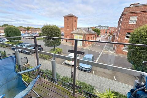 2 bedroom apartment for sale, The Salthouse Apartments, Salt Meat Lane, Gosport PO12 1GH