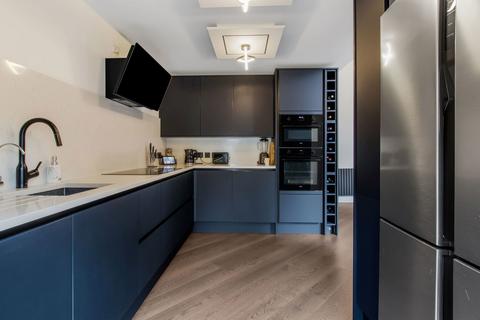 undefined, Badgers Croft, London N20