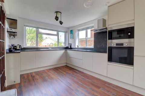 3 bedroom detached house for sale, Scott Avenue, Appledore, Bideford