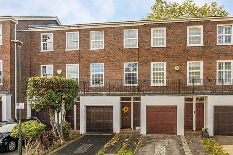 3 bedroom house for sale, Broom Park, Teddington TW11