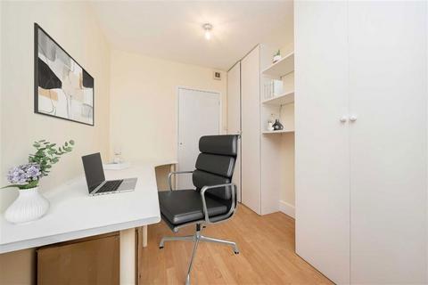3 bedroom house for sale, Broom Park, Teddington TW11
