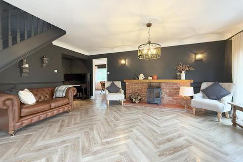 undefined, Leaton, Bomere Heath, Shrewsbury