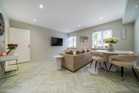 undefined, Waratah Drive, Chislehurst