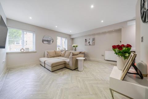undefined, Waratah Drive, Chislehurst