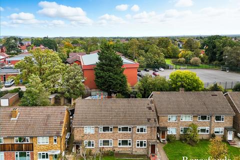 undefined, Boundary Road, Upminster, RM14