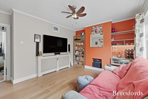 undefined, Boundary Road, Upminster, RM14