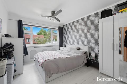 undefined, Boundary Road, Upminster, RM14