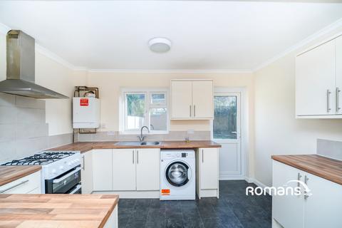 undefined, Pear Tree Avenue, Yiewsley, West Drayton, UB7