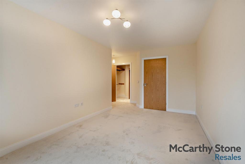 8665700-interior14-800.jpg