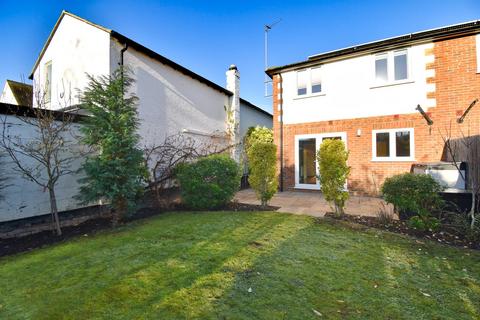 3 bedroom semi-detached house for sale, Beecot Lane, Walton-on-Thames, KT12