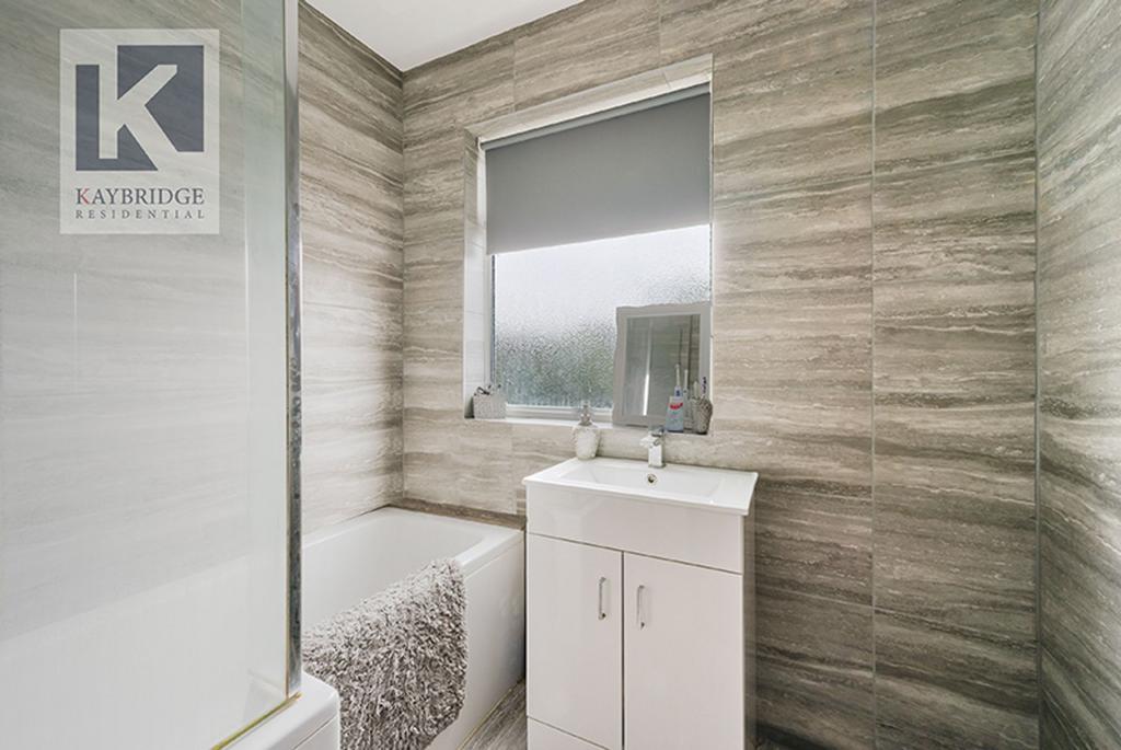 Riverholme Drive, Epsom - KT19 9 TQ