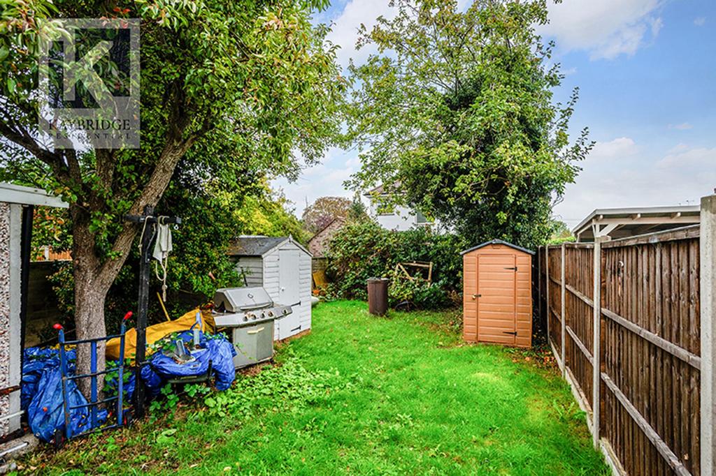 Riverholme Drive, Epsom - KT19 9 TQ