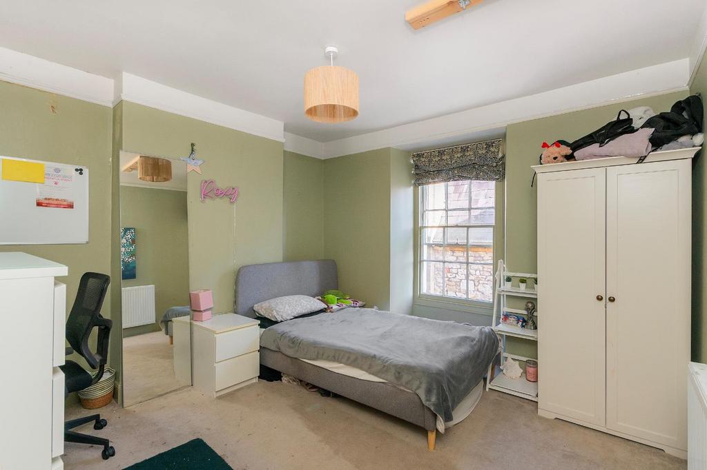 1 H7 RCN - Bedroom E.jpg