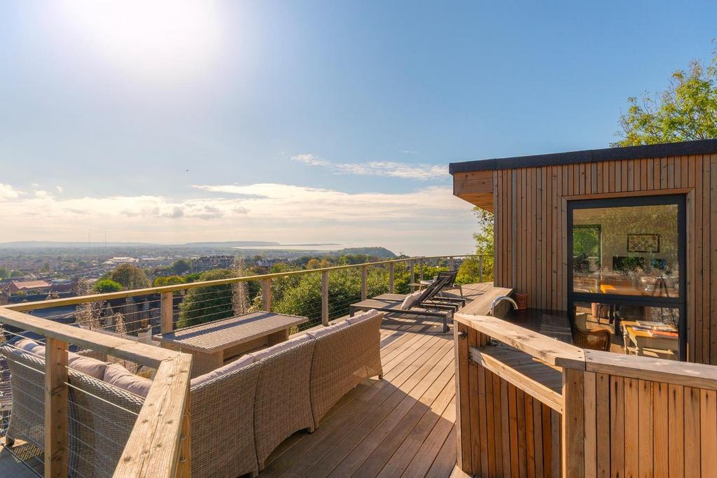 1 H7 RCN - External O.jpg