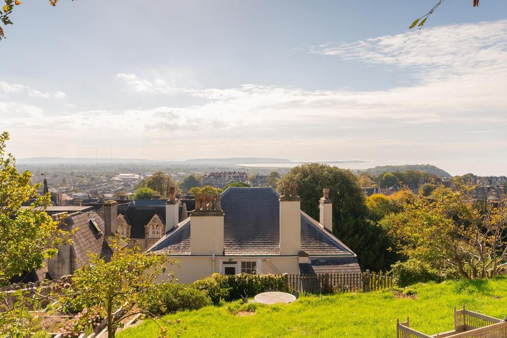 1 H7 RCN - External L.jpg